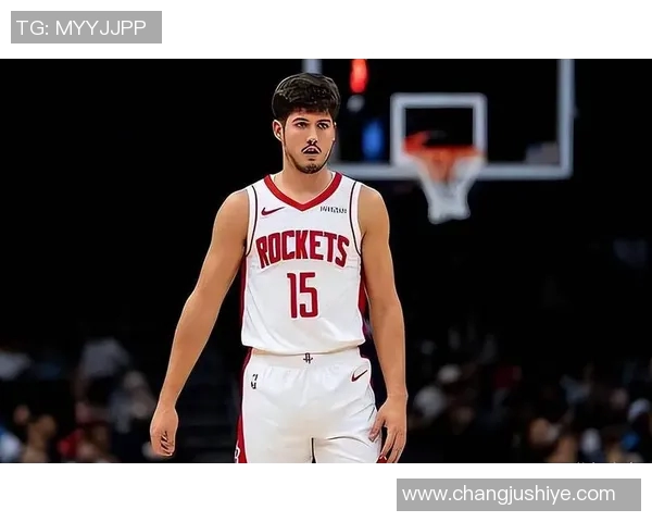 休斯顿火箭队新秀谢泼德三分球纪录创新高，火箭8战7胜彰显团队协作力量