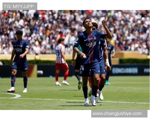 哈基米荣膺非洲年度最佳球员，巴黎圣日耳曼摩洛哥后卫创历史